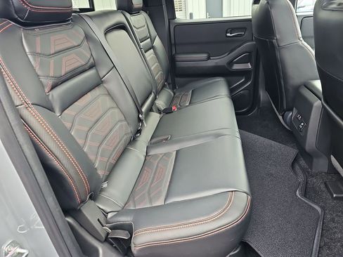 Used 2025 Nissan Frontier PRO-4X w/ Pro Premium Package image 22