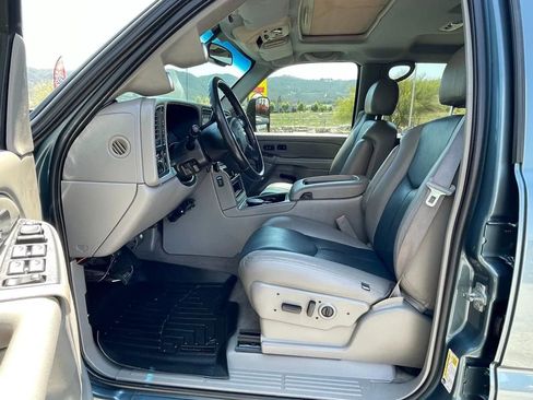 Used 2007 Chevrolet Silverado 3500 LT w/ Heavy-Duty Power Package image 13