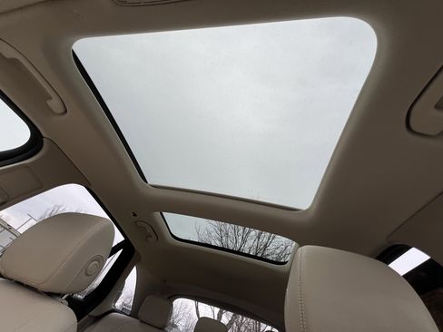 Certified 2022 Mercedes-Benz GLC 300 image 28