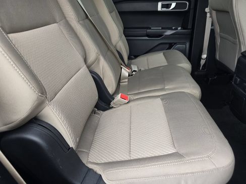 Used 2023 Ford Explorer 4WD image 18