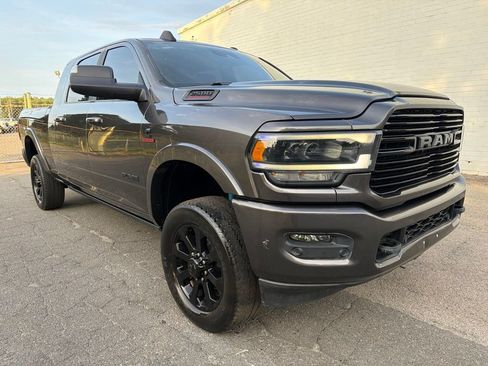Used 2021 RAM 2500 4x4 Mega Cab Laramie image 8