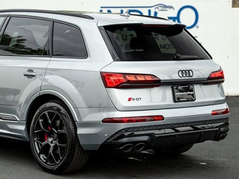 New 2026 Audi SQ7 Prestige image 10