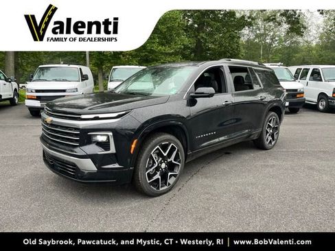Used 2024 Chevrolet Traverse RS AWD/4WD image 1