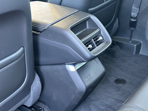 Used 2026 Cadillac Lyriq Luxury RWD image 15