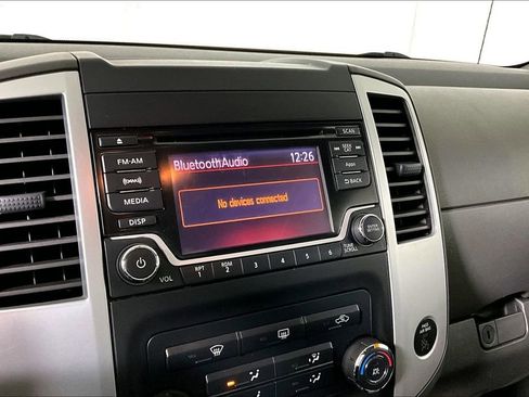 Used 2015 Nissan Xterra S image 21