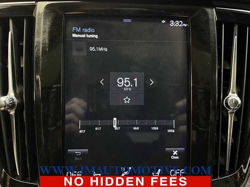 Used 2019 Volvo V90 T5 Cross Country w/ Protection Package Premier image 25