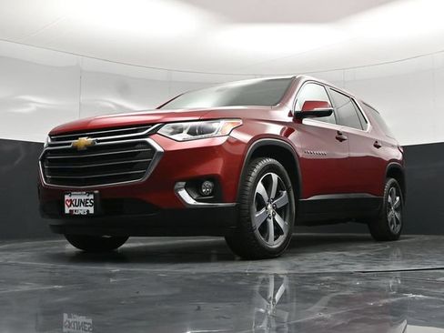 Used 2018 Chevrolet Traverse LT w/ LPO, Floor Liner Package AWD/4WD image 63