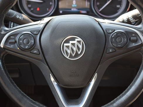 Used 2019 Buick Envision Essence FWD image 20