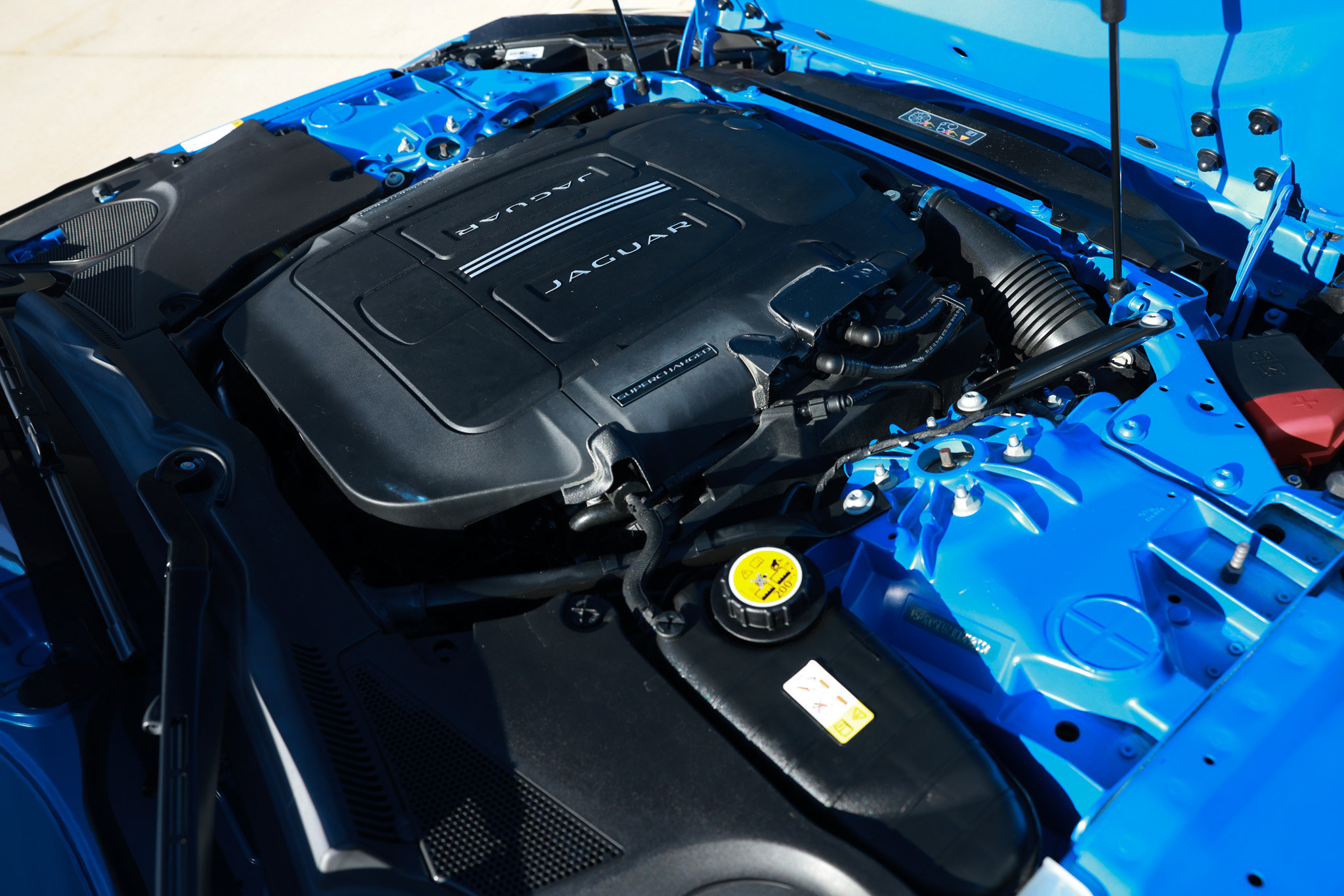 Used 2018 Jaguar F-TYPE Convertible RWD image 51