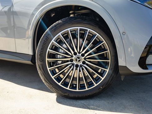 New 2026 Mercedes-Benz GLC 300 GLC 300 image 2