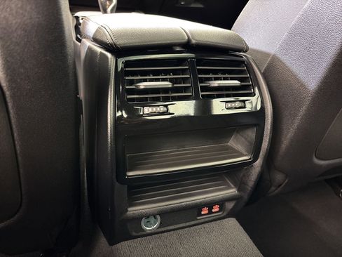 Used 2023 BMW 530i w/ Convenience Package image 32