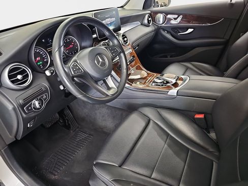 Used 2016 Mercedes-Benz GLC 300 4MATIC image 19