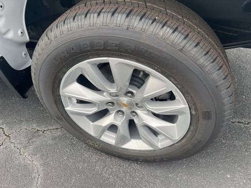 New 2026 Chevrolet Silverado 1500 Custom image 10