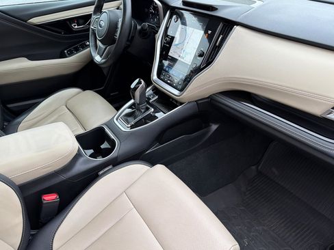 Used 2023 Subaru Outback Limited image 16