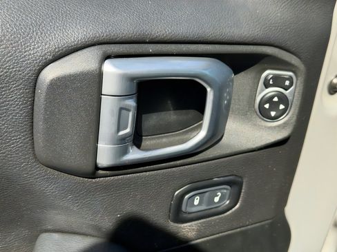 Used 2020 Jeep Gladiator Rubicon image 17