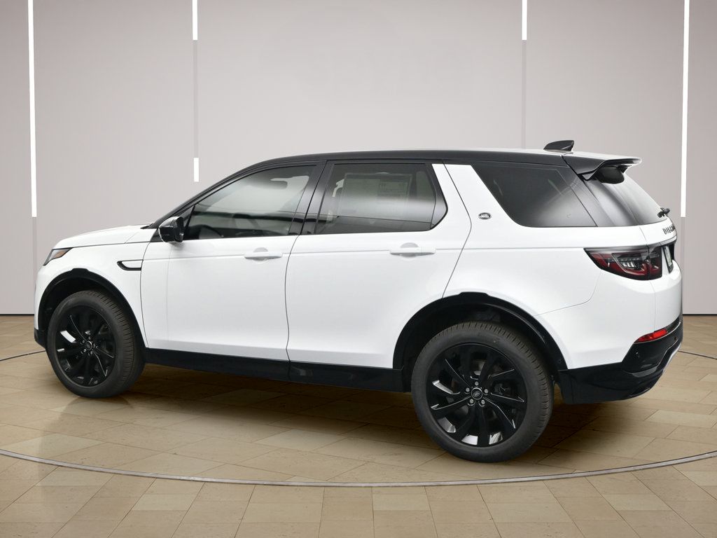 Used 2025 Land Rover Discovery Sport Dynamic SE AWD/4WD image 3