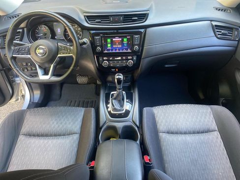 Used 2018 Nissan Rogue SV w/ Sun & Sound Touring Package AWD/4WD image 23