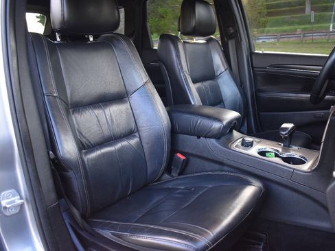 Used 2014 Jeep Grand Cherokee Limited image 13