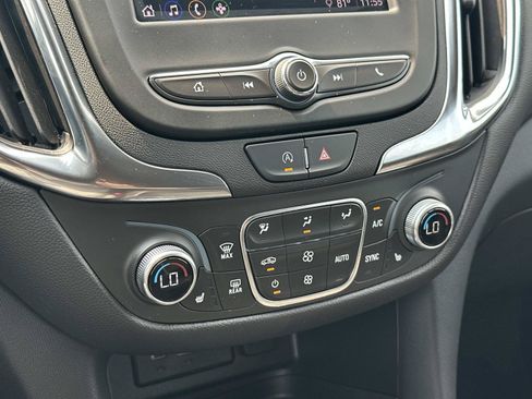 Certified 2024 Chevrolet Equinox LT w/ LPO, Floor Liner Package FWD image 29
