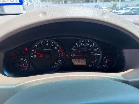 Used 2008 Nissan Frontier SE w/ SE Value Truck Pkg RWD image 9