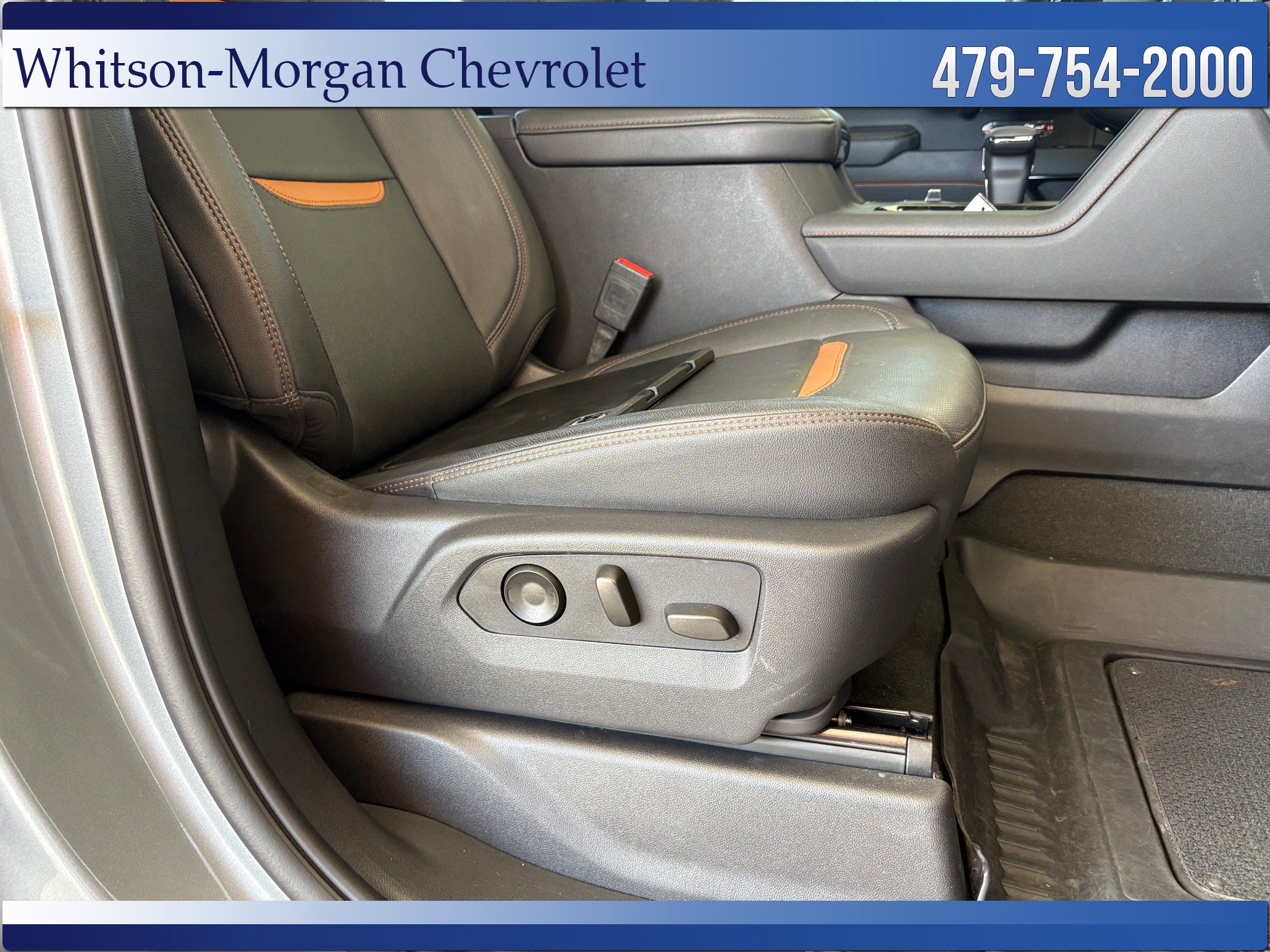 Used 2024 GMC Sierra 1500 AT4 w/ Technology Package AWD/4WD image 40