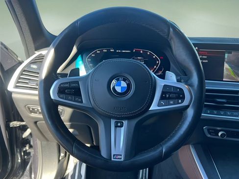 Used 2021 BMW X5 M50i w/ Premium Package image 15