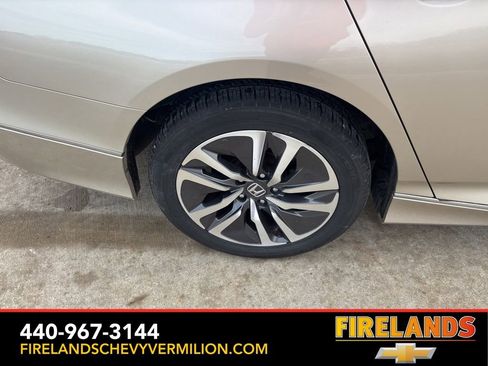Used 2018 Honda Accord Touring image 54