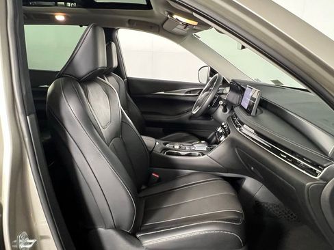 Used 2023 INFINITI QX60 Luxe w/ Cargo Package image 31