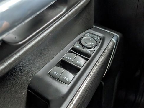 Used 2021 GMC Sierra 1500 AT4 image 23