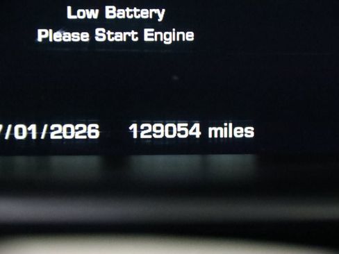 Used 2015 Land Rover Range Rover image 43