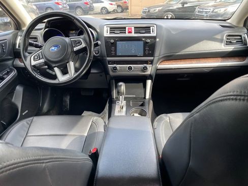 Used 2016 Subaru Outback 3.6R Limited AWD/4WD image 18