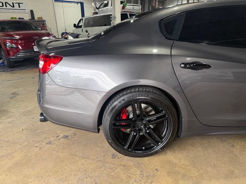 Used 2015 Maserati Quattroporte GTS RWD image 14