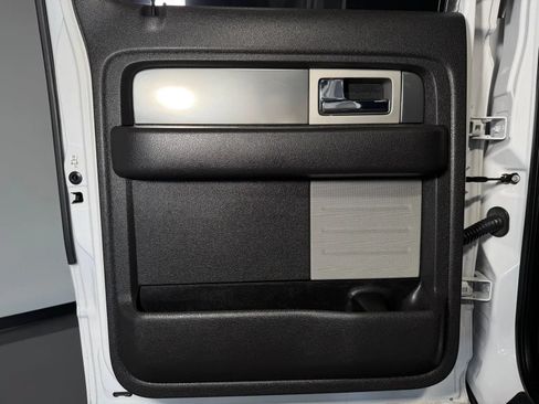 Used 2014 Ford F150 FX4 w/ Equipment Group 401A Mid AWD/4WD image 21