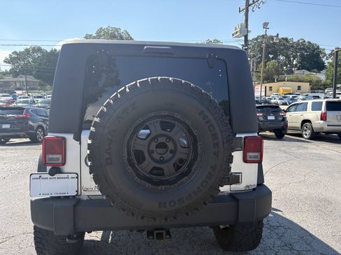 Used 2012 Jeep Wrangler Unlimited Sport AWD/4WD image 4