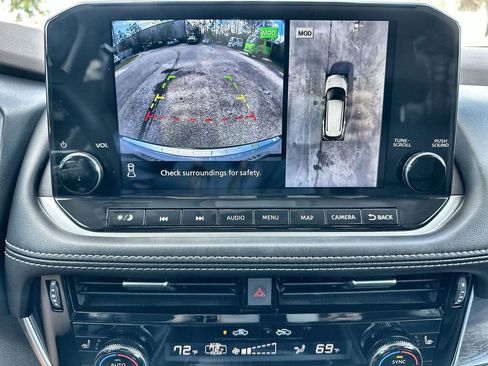 Used 2021 Nissan Rogue SL w/ Premium Package image 15