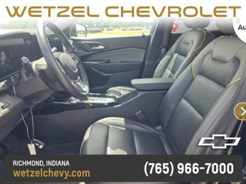 Used 2025 Chevrolet Trax ACTIV w/ Sunroof Package FWD image 4