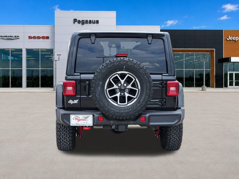 New 2026 Jeep Wrangler Unlimited Rubicon AWD/4WD image 8
