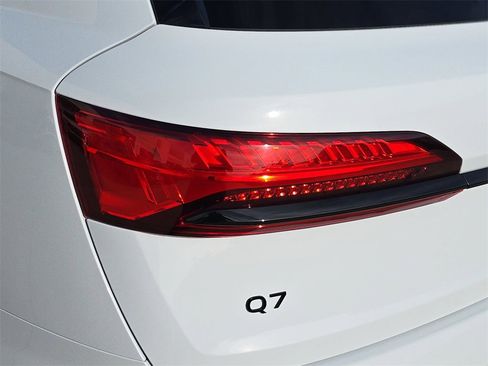 New 2026 Audi Q7 3.0T Premium Plus image 35