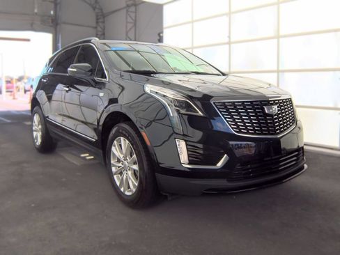 Used 2022 Cadillac XT5 Luxury FWD image 3
