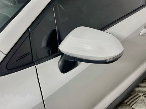 Used 2021 Toyota Corolla SE FWD image 13