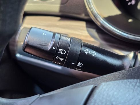 Used 2013 Kia Sorento LX w/ Third Row Pkg image 48