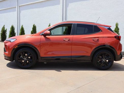 Certified 2024 Buick Encore GX Sport Touring w/ Comfort Package FWD image 3