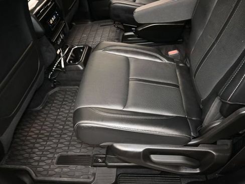 Used 2022 Jeep Wagoneer Series III w/ Premium Group I AWD/4WD image 23