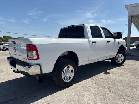 Used 2024 RAM 3500 Tradesman w/ Chrome Appearance Group AWD/4WD image 4