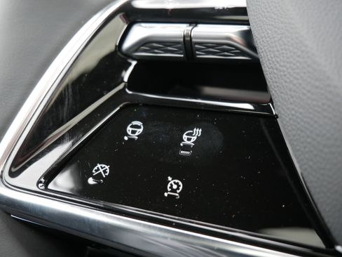 Used 2026 Cadillac Lyriq Premium Luxury w/ LPO, Floor Liner Package image 25