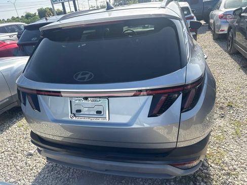 Used 2025 Hyundai Tucson Limited FWD image 7