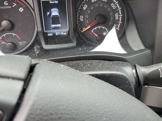 Used 2021 Toyota Tacoma SR video 3