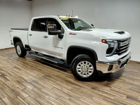 Used 2024 Chevrolet Silverado 2500 LTZ w/ LTZ Convenience Package AWD/4WD image 1