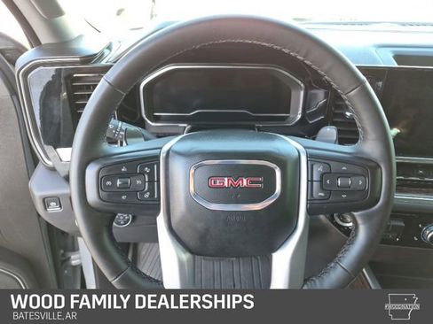 Used 2024 GMC Sierra 1500 Elevation image 15