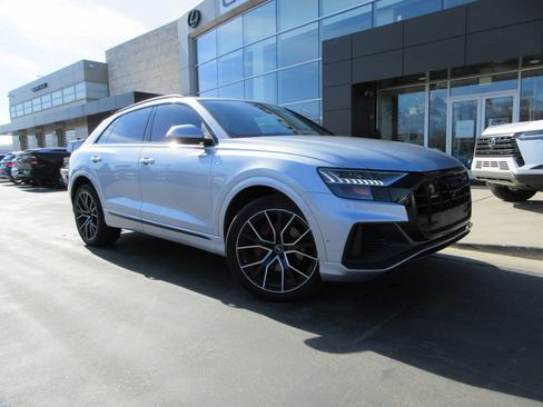 Used 2021 Audi Q8 Premium Plus image 14